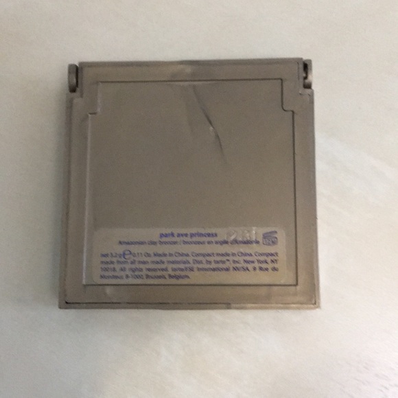 NEVER USED TARTE BRONZER in Park Ave princess - Picture 3 of 3